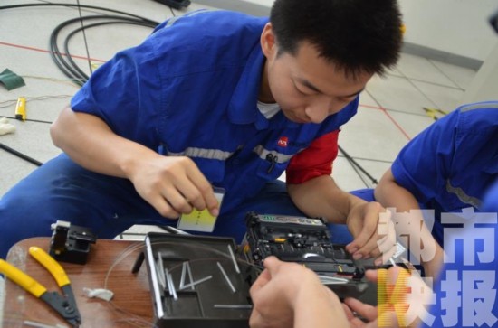 地鐵“信號兵”:把手機(jī)網(wǎng)絡(luò)帶入地鐵的人 地鐵“信號兵”:把手機(jī)網(wǎng)絡(luò)帶入地鐵的人